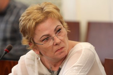 Народното събрание избра Юлия Ненкова за шеф КЗК без дебат